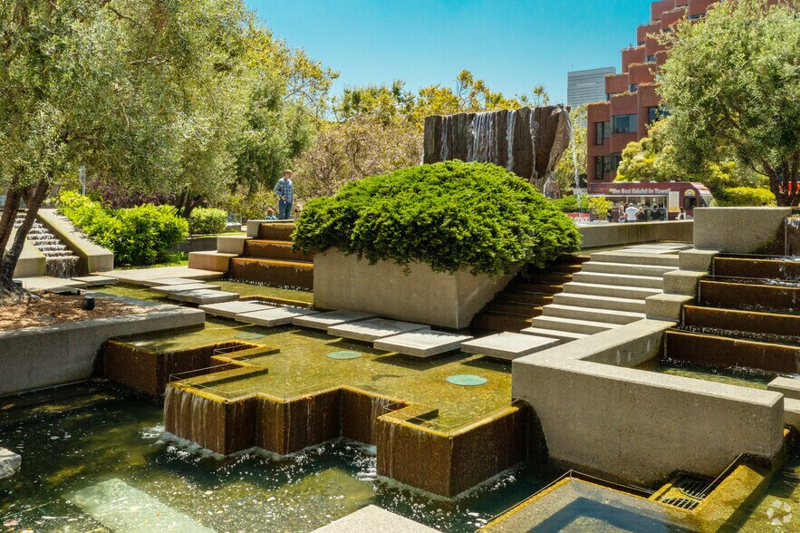 More Photos Of 1255 Battery St, San Francisco Unknown For Lease