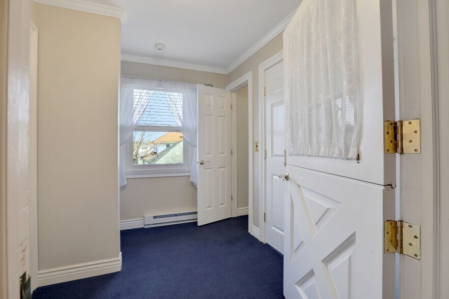 More Photos Of 411 Albany Ave, Kingston Storefront Retail Office For Sale