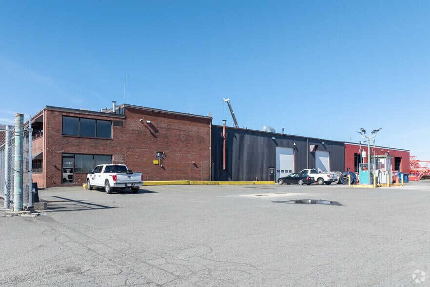Primary Photo Of 777 N Shore Rd, Revere Warehouse For Lease