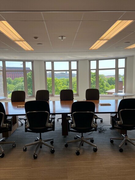 More Photos Of 800 Connecticut Ave NW, Washington Office For Lease