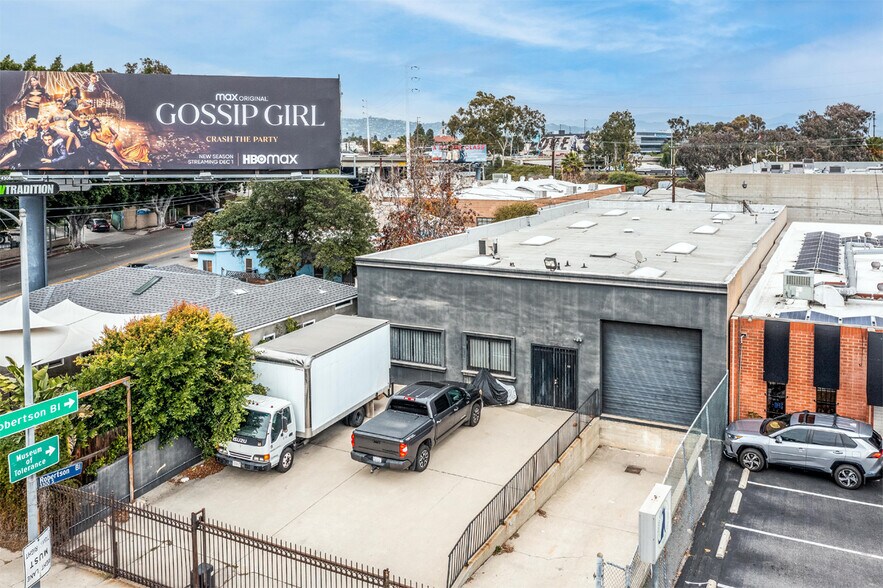 More Photos Of 3364 S Robertson Blvd, Los Angeles Warehouse For Sale