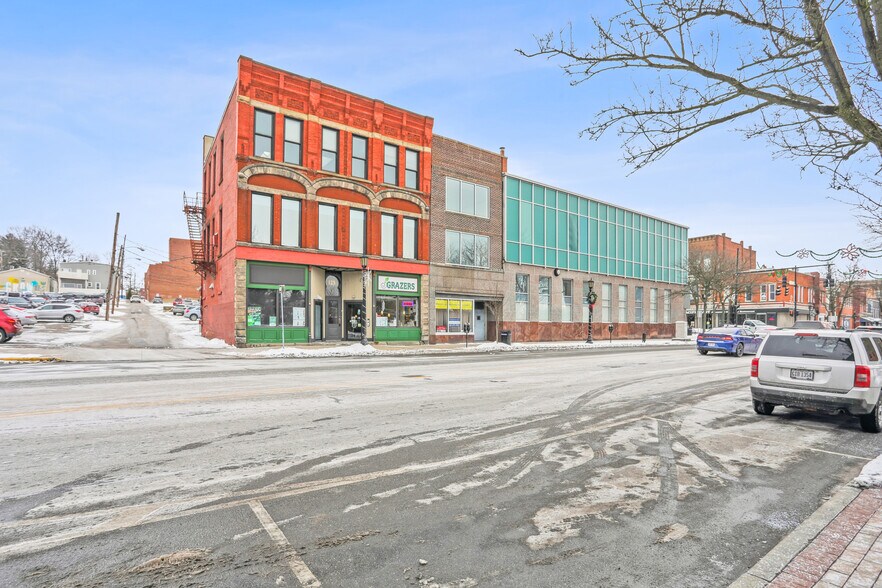 More Photos Of 101-117 E Main St, Kent Bank For Sale