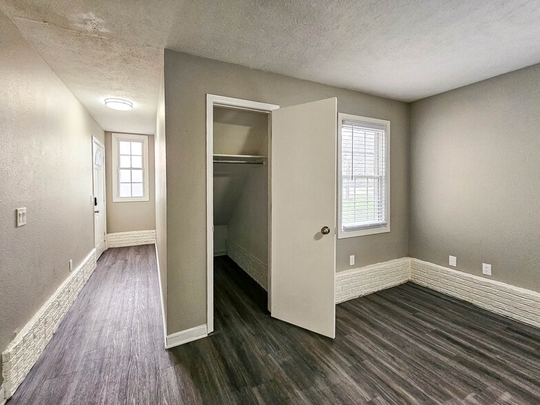 More Photos Of 2700 N 1st St, Lincoln Apartments For Sale