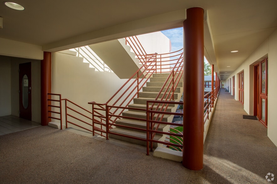 More Photos Of 310 S Williams Blvd, Tucson Office For Lease