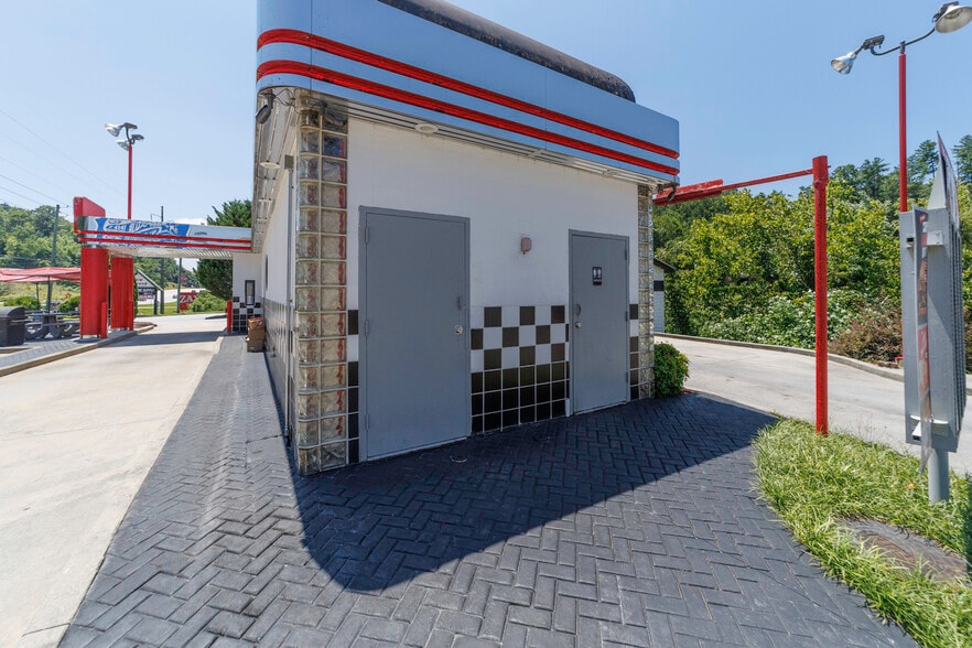 More Photos Of 12 Bo James St, Clayton General Retail For Sale