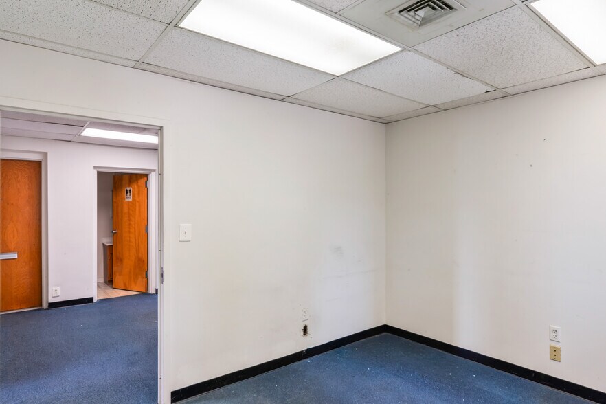 More Photos Of 3859-3871 Plaza Dr, Fairfax Office For Sale