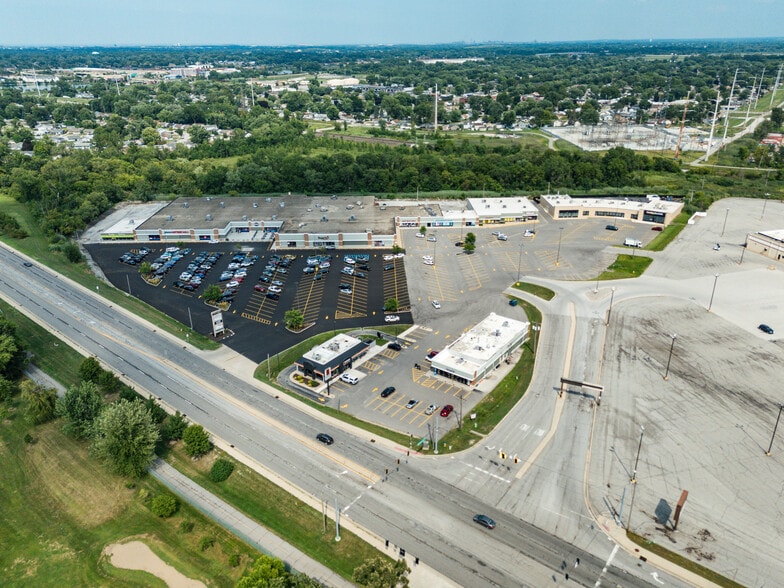 More Photos Of 8301-8349 Indianapolis Blvd, Highland Unknown For Lease