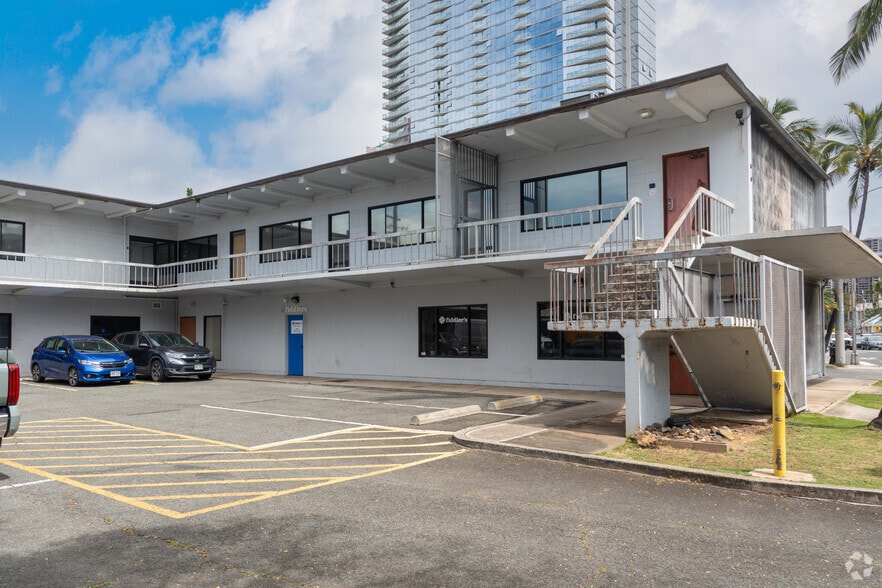 More Photos Of 610 Ward Ave, Honolulu Office For Lease