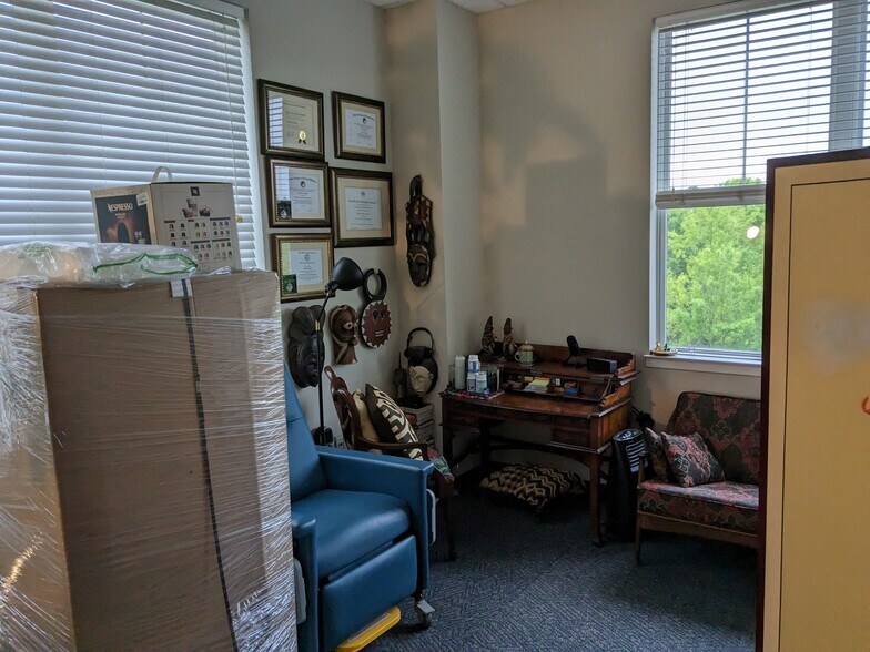 More Photos Of 1012 Market St, Fort Mill Loft Creative Space For Sale