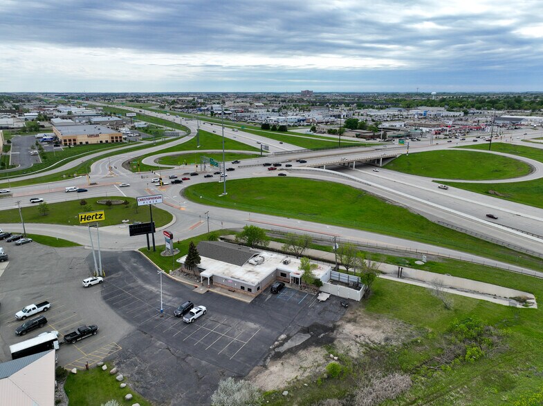 More Photos Of 3535 Main Ave, Fargo Office For Sale