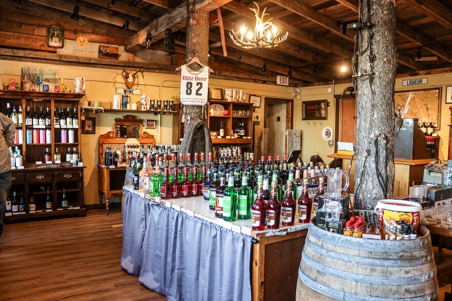 More Photos Of 426 Central Ave, Fairfield Storefront For Sale