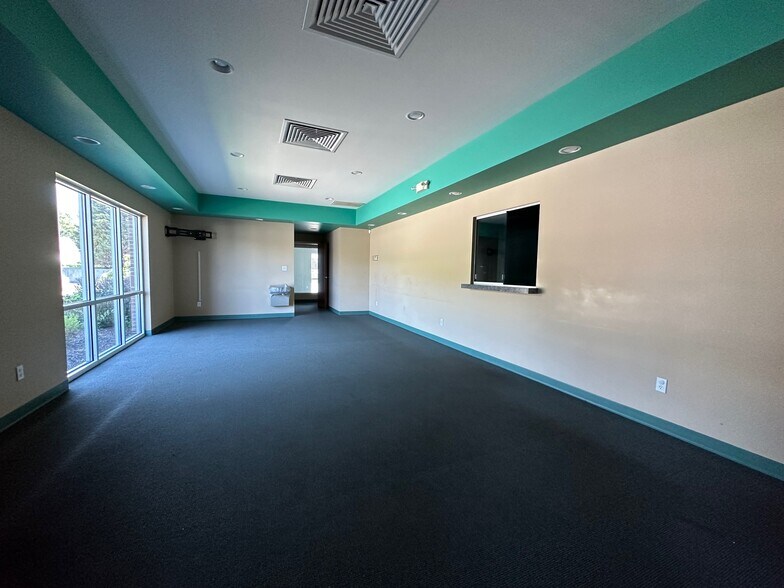 More Photos Of 112-114 Keeton Dr, Hopkinsville Medical For Lease