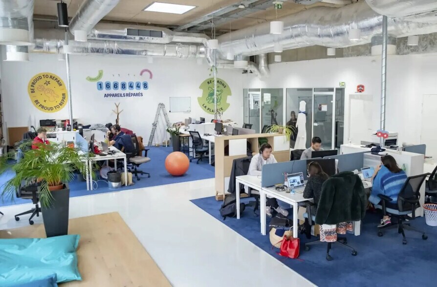 More Photos Of 233 Rue Etienne Marcel, Montreuil Office For Lease