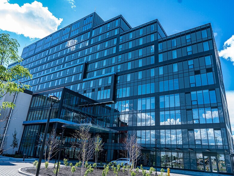 More Photos Of 998 Martin Grove Rd, Toronto Coworking Space