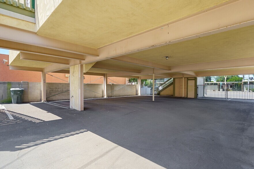 More Photos Of 608 S Harbor Blvd, Anaheim Medical For Sale