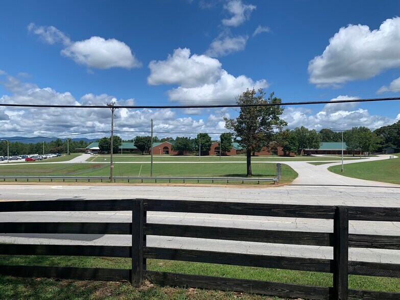 More Photos Of 1599 Geer Hwy, Travelers Rest Land For Sale