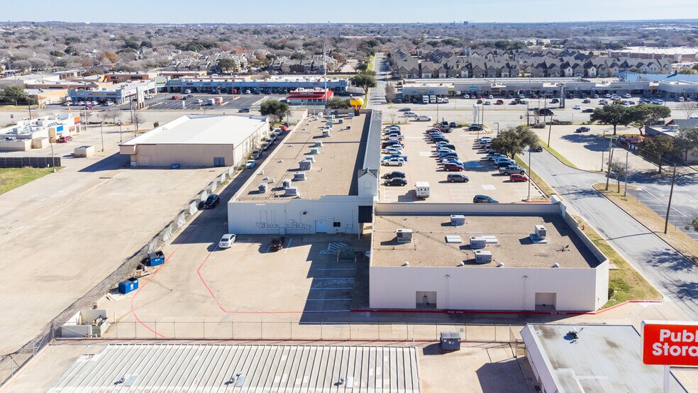 More Photos Of 6455 Hilltop Dr, North Richland Hills Unknown For Lease