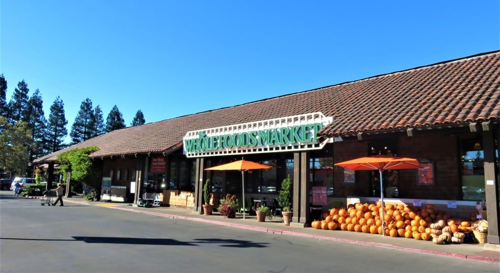 More Photos Of 555 2nd St E, Sonoma Unknown For Lease