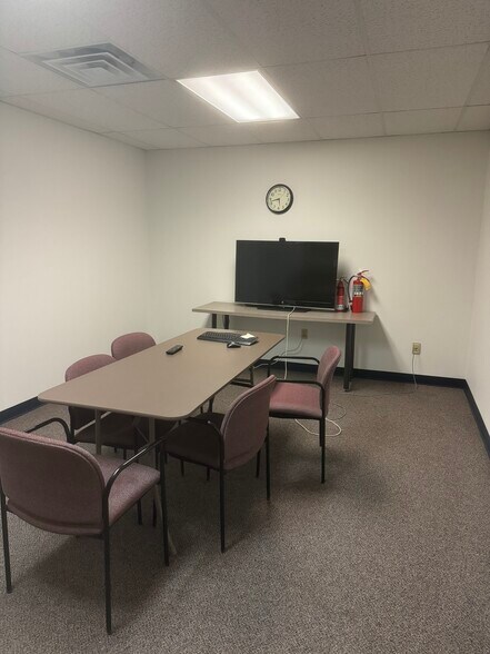 More Photos Of 2301 N Bendix Dr, South Bend Unknown For Lease