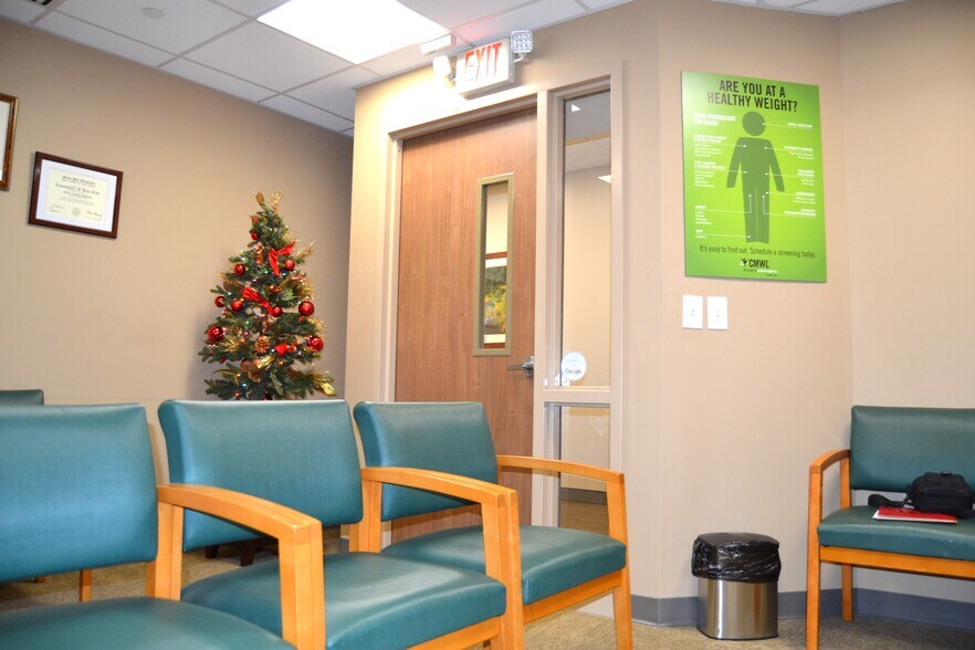 More Photos Of 2 Hospital Plz, Old Bridge Medical For Lease