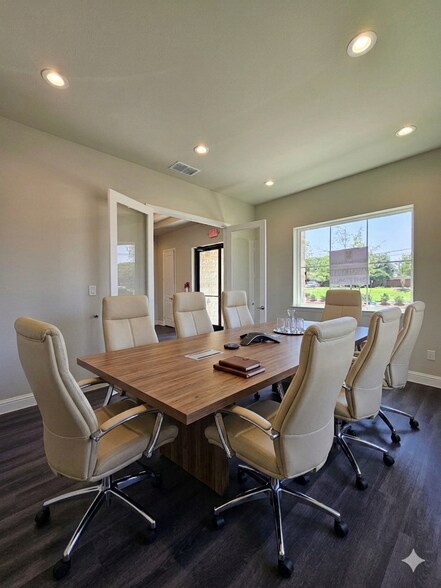 More Photos Of 2601 Little Elm Pky, Little Elm Office For Lease