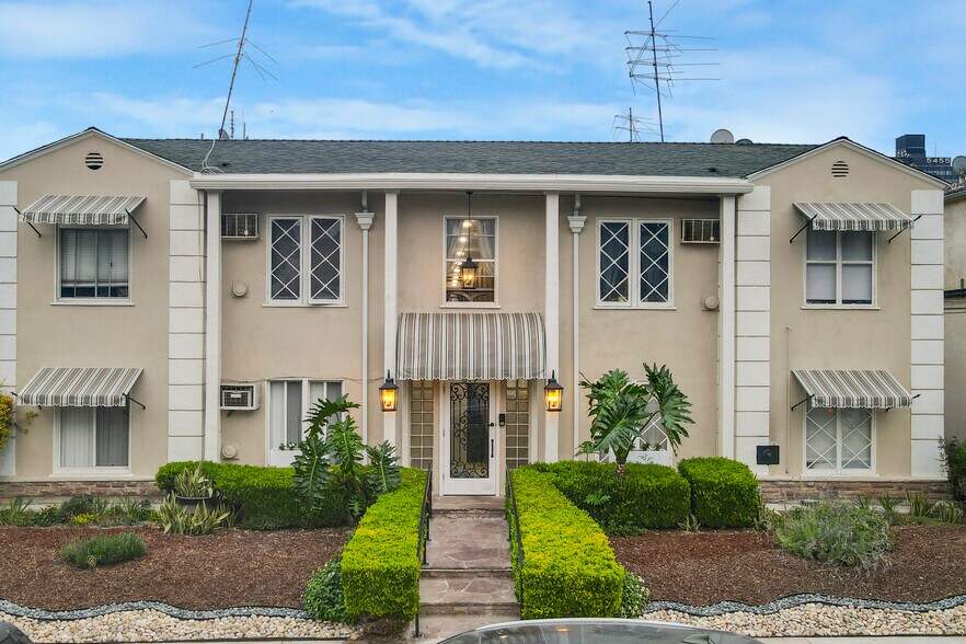 Primary Photo Of 614 Hauser Blvd, Los Angeles Apartments For Sale