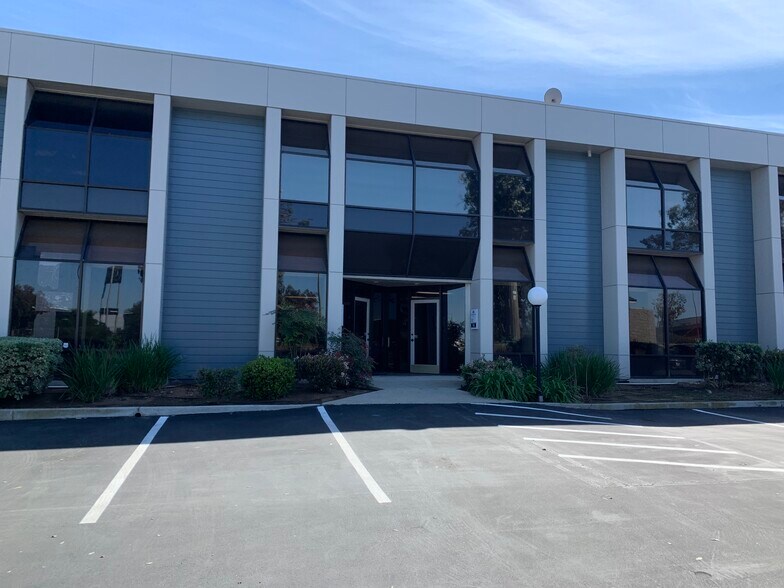 More Photos Of 4550 Kearny Villa Rd, San Diego Office For Lease