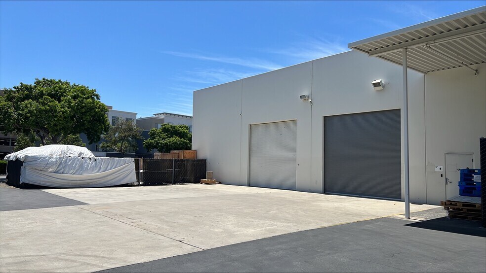 More Photos Of 2802 Kelvin Ave, Irvine Light Manufacturing For Lease