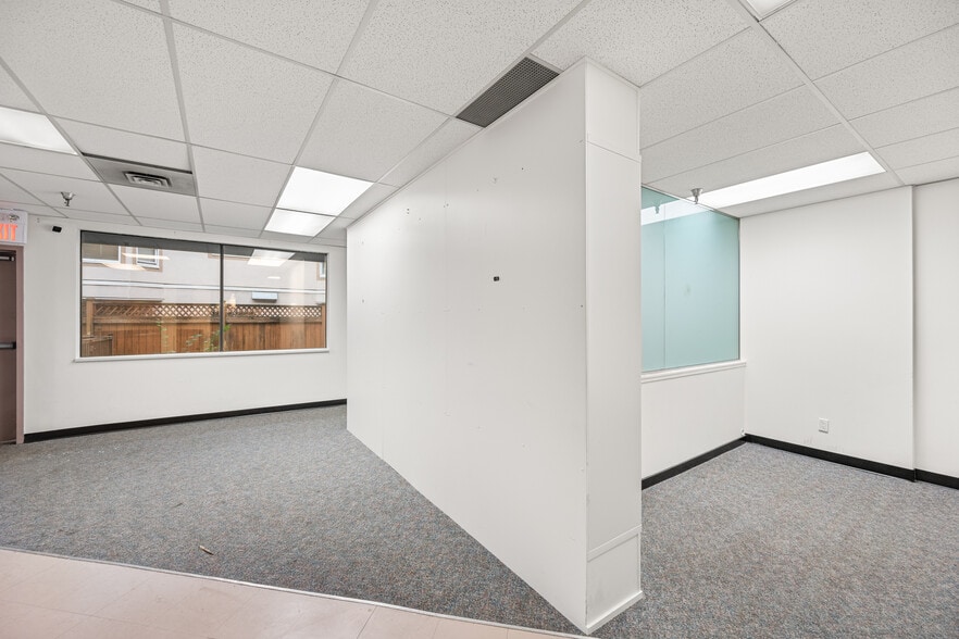 More Photos Of 93 Sixth St, New Westminster Office For Sale