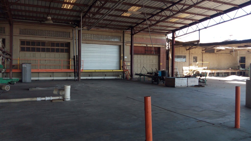 700 Center St, Orange Cove, CA 93646 Manufacturing For Sale