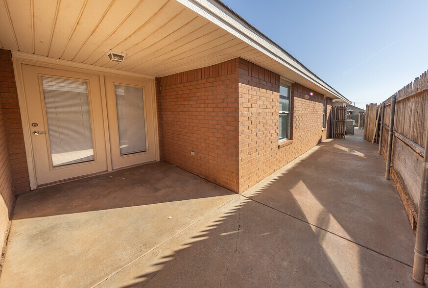 More Photos Of 602 N Belmont, Lubbock Apartments For Sale