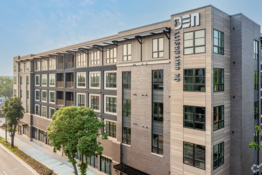 More Photos Of 1007 W University Ave, Urbana Apartments For Lease