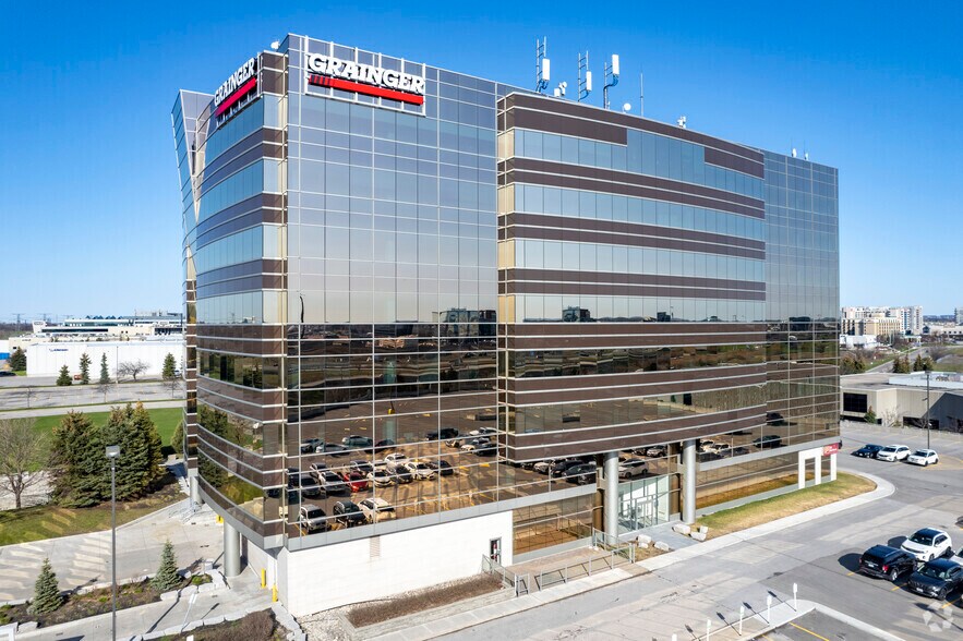 More Photos Of 123 Commerce Valley Dr E, Markham Office For Lease