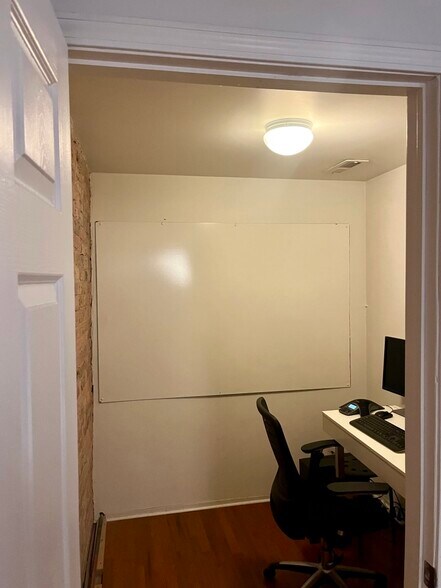 More Photos Of 415 N Sangamon St, Chicago Loft Creative Space For Lease
