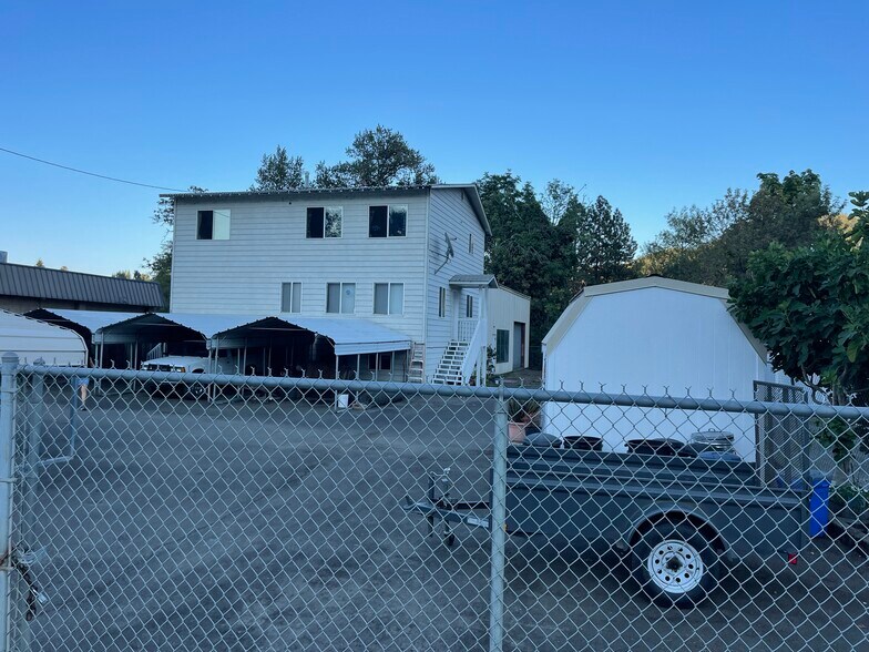 More Photos Of 5565 NE Stephens St, Winchester Auto Repair For Sale