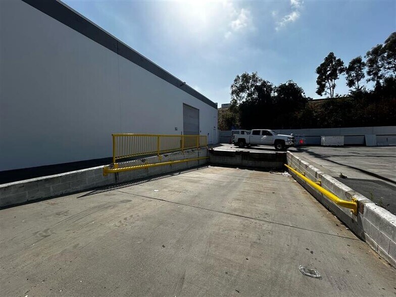 More Photos Of 8731 & 8741 Pioneer Blvd, Santa Fe Springs Warehouse For Lease