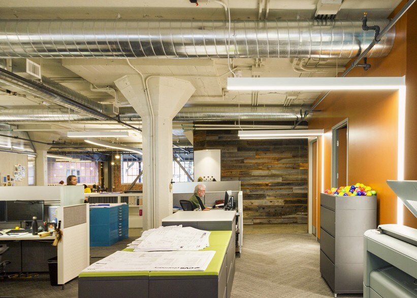 More Photos Of 1601-1651 Alhambra Blvd, Sacramento Office For Lease