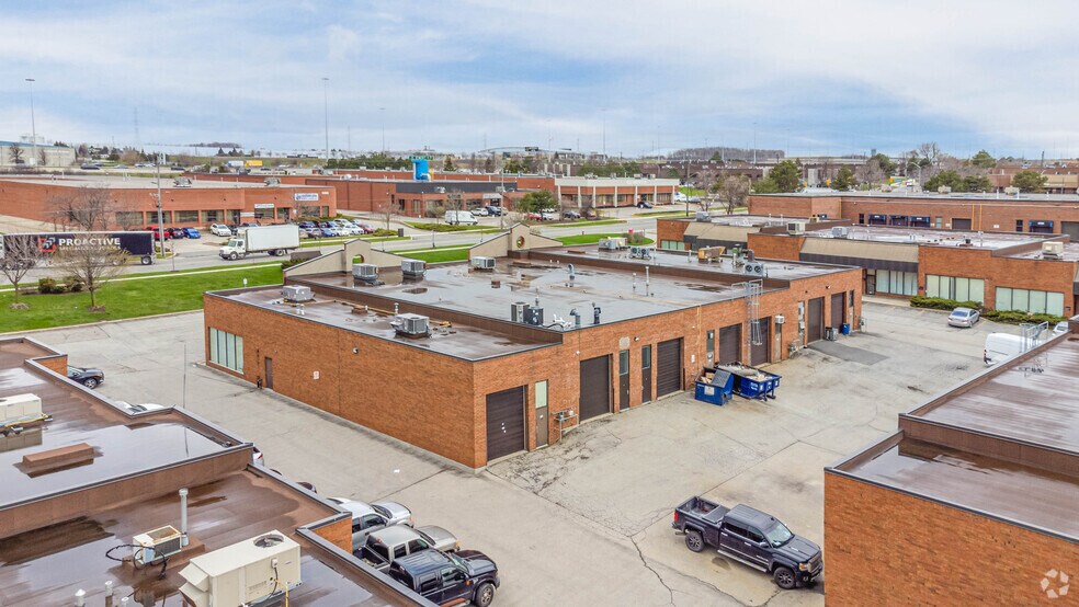 More Photos Of 5359 Timberlea Blvd, Mississauga Light Distribution For Sale