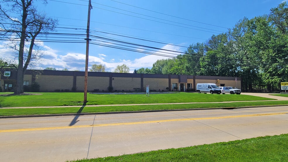 More Photos Of 950 Erie Rd, Eastlake Manufacturing For Sale