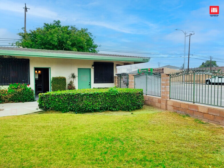 More Photos Of 2035-2045 Saviers Rd, Oxnard Medical For Lease