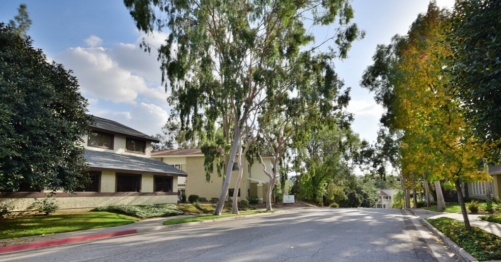 More Photos Of 1338 Center Court Dr, Covina Medical For Lease