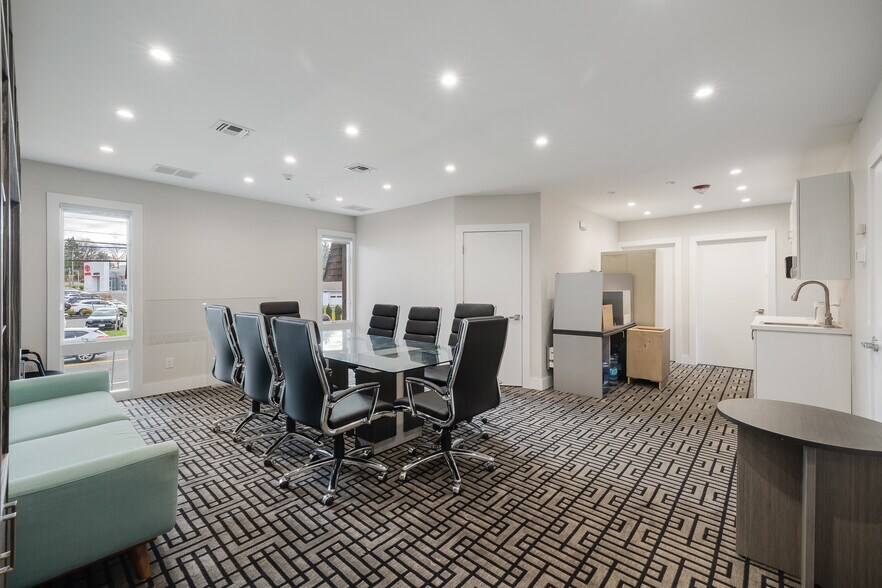 More Photos Of 377 Route 59, Airmont Medical For Lease