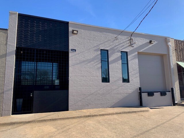 Primary Photo Of 1352 Chemical St, Dallas Flex For Lease