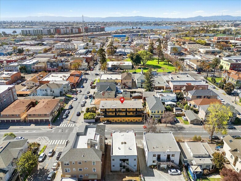 More Photos Of 635 E 15th St, Oakland Apartments For Sale