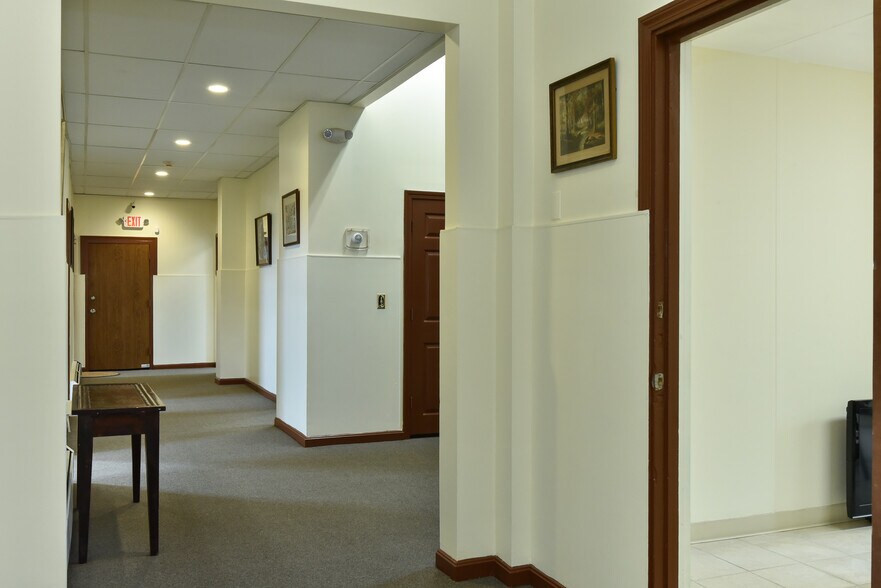 More Photos Of 754 Branch Ave, Providence Loft Creative Space For Lease