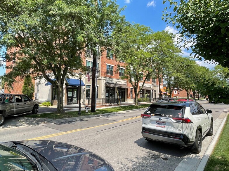 More Photos Of 18 W Waterloo St, Canal Winchester Apartments For Lease