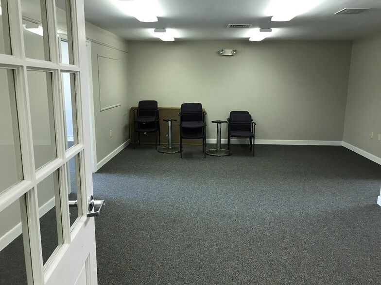 More Photos Of 10711 Spotsylvania Ave, Fredericksburg Medical For Lease