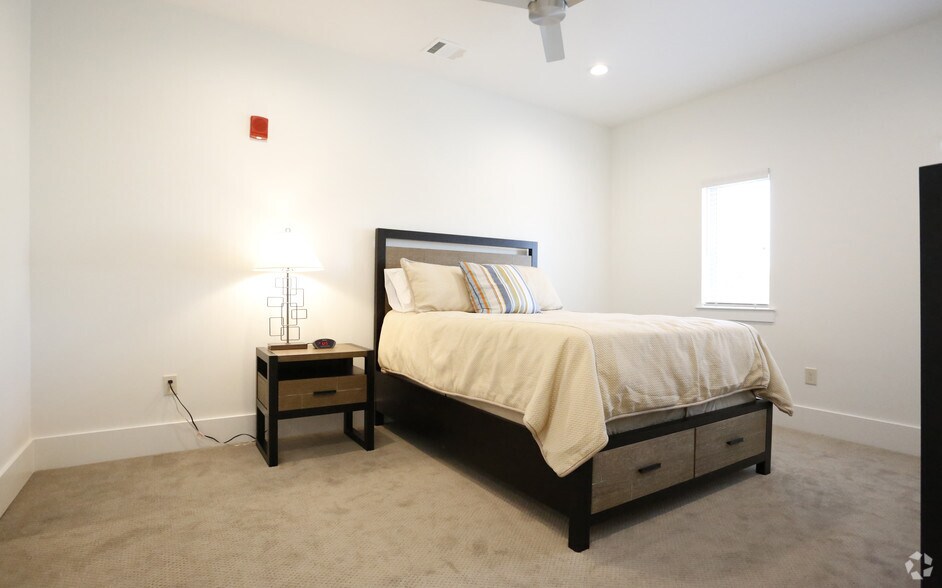 More Photos Of 141 Napoleon St, Baton Rouge Multifamily For Sale