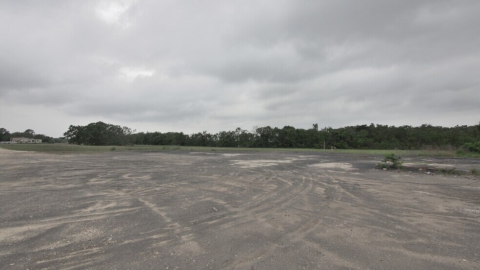 More Photos Of 5702 John Martin Rd, Baytown Apartments For Sale