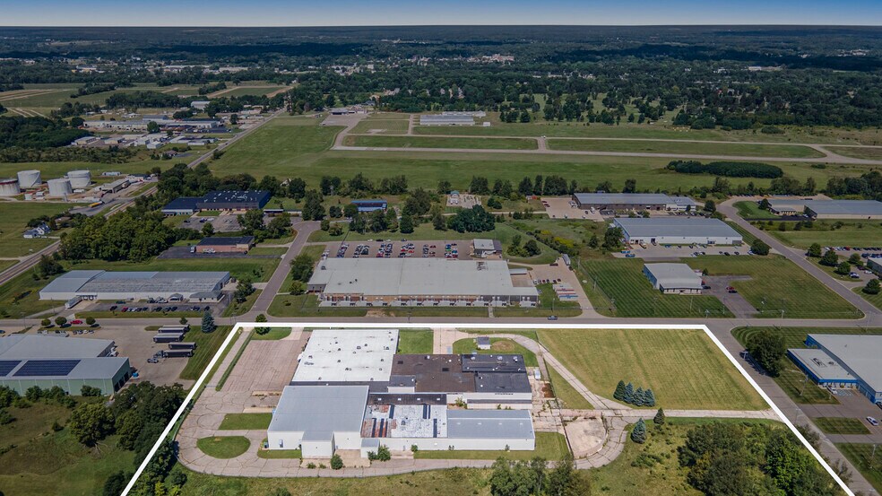 More Photos Of 205 Oliver Dr, Marshall Manufacturing For Sale